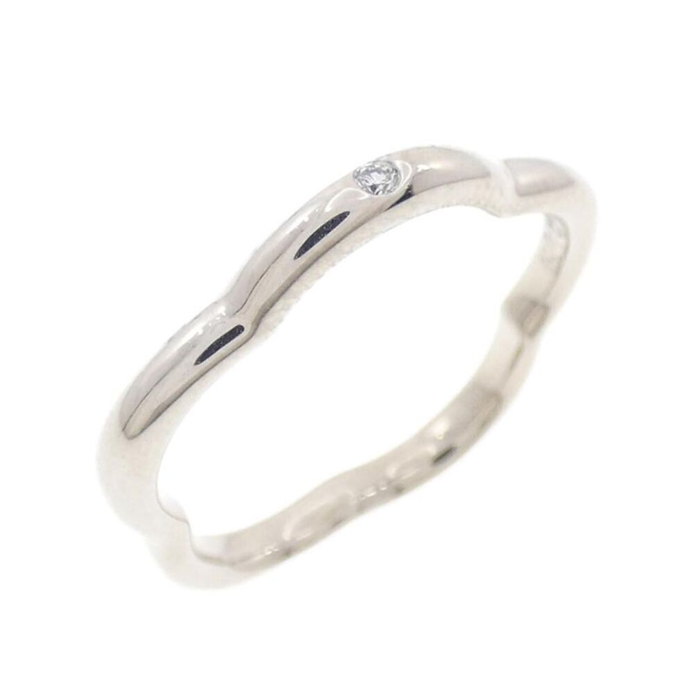 Chanel Camelia 750 White Gold Ring
